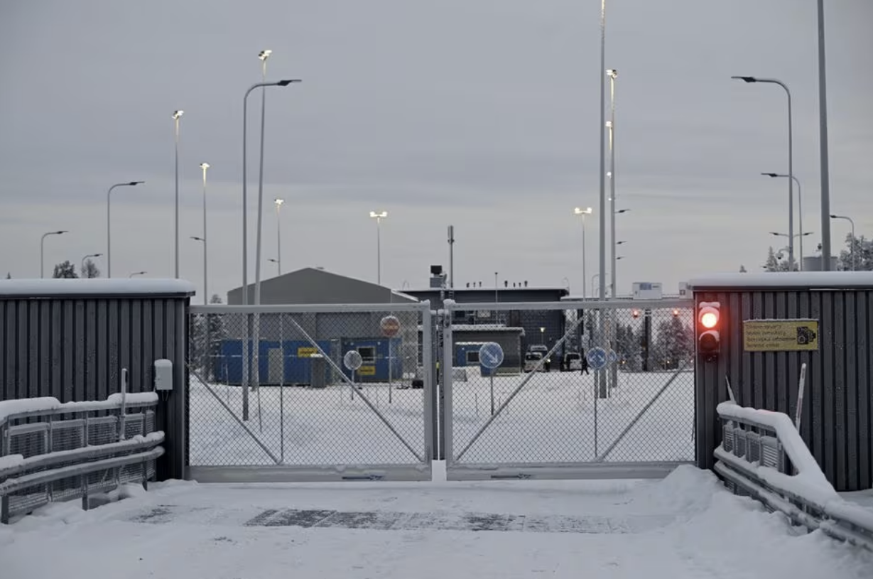 Finland Closes Borders Amid Refugee Crisis