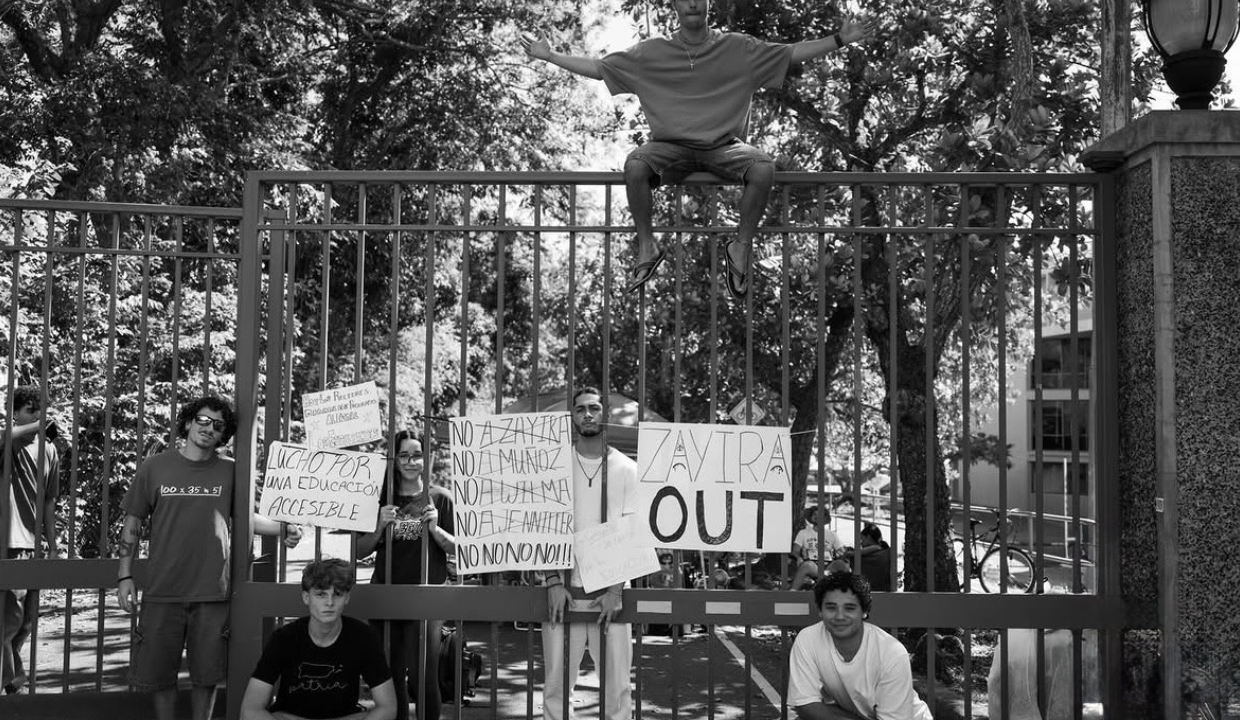 Everyone Loves Puerto Rico. So Why Are Puerto Ricans Leaving?